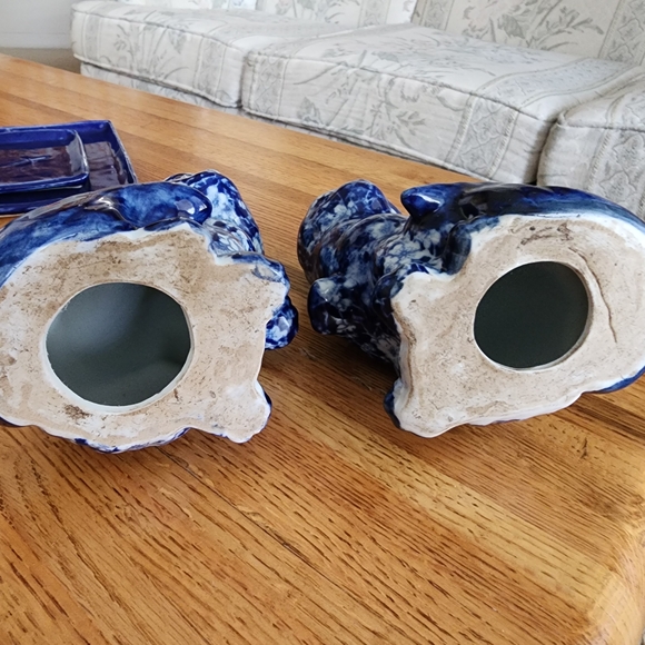 Pair Of Staffordshire Calico Cats- Blue And White Figurines - Picture 7 of 8